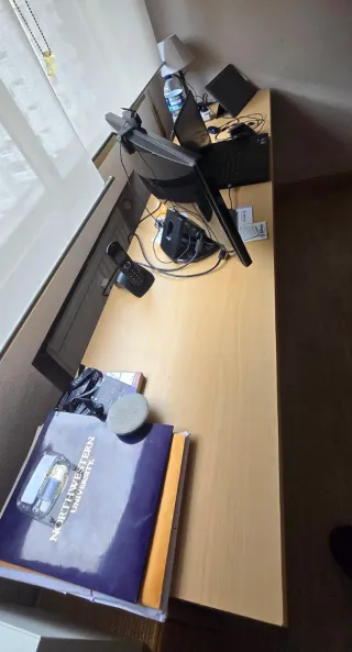 Escritorio infantil con cajonera