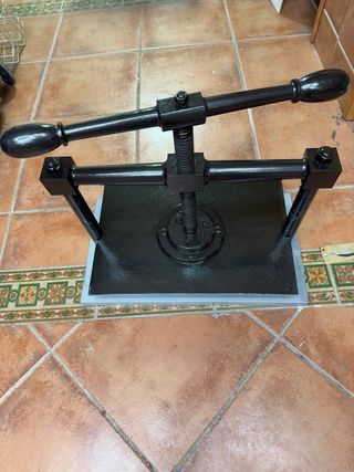 Prensa encuadernacion de libros antigua