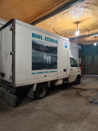 Camión Frigorífico 3500kg