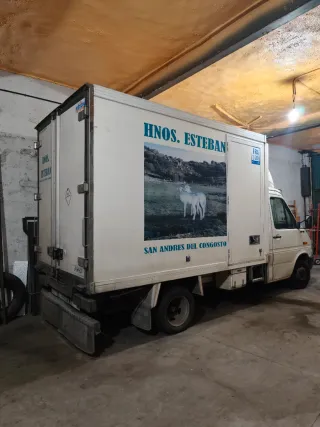 Camión Frigorífico 3500kg