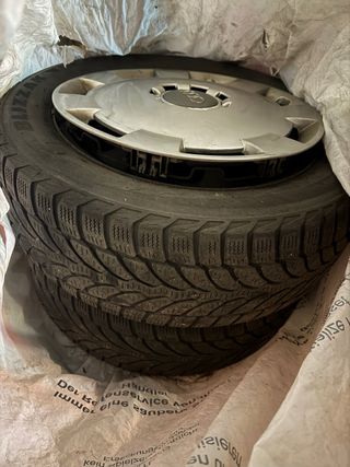 4 Llantas de acero Audi con Neumáticos de nieve