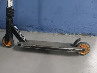 Scooter Bestial Wolf Booster B4