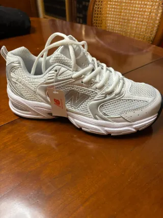 New Balance 530 Mujer Talla 39.5 Gris/Blanco