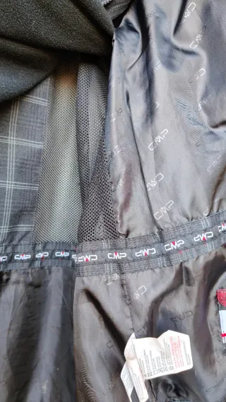 Chamarra CMP a cuadros gris