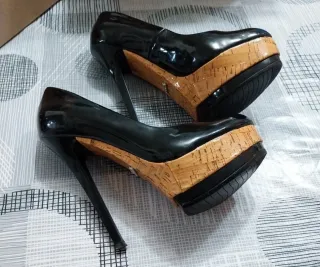 Zapatos de tacón negros plataforma