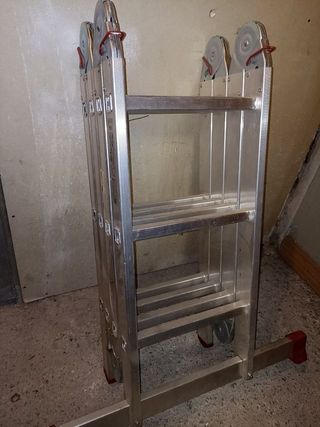 Escalera articulada aluminio