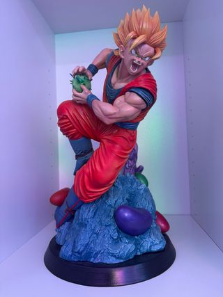 Figura Goku Resina SSJ2