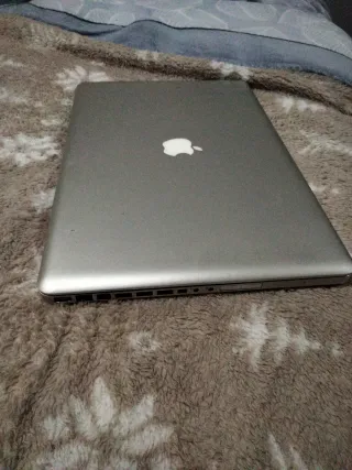 MacBook Pro 17 Plata