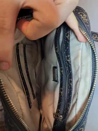 Bolso Guess Marrón y Dorado