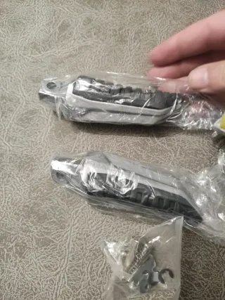 Reposapiés Suzuki DL650 V-Strom GSXR