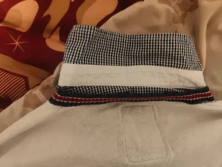 Jersey con cuello de camisa blanco