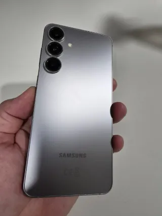 Samsung Galaxy S25+ 512Gb Silver shadow