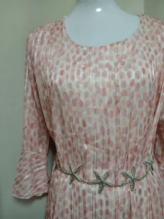 Blusa NUEVA con etiqueta Elegante y Cómoda