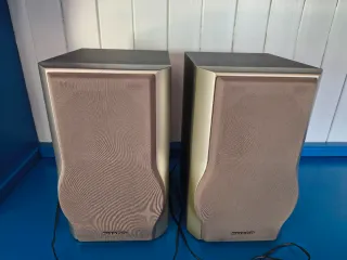 Altavoces SHARP 10W