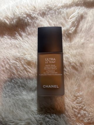 Chanel Ultra Le Teint Base de Maquillaje