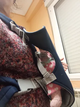 Mochila porta bebés azul