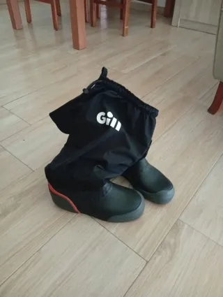Botas Gill Neopreno Talla 40