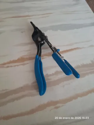 Alicate para mangueras