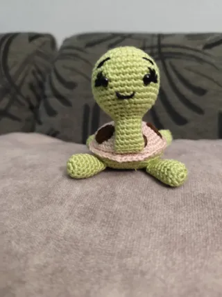 Tortuga de ganchillo hecha a mano