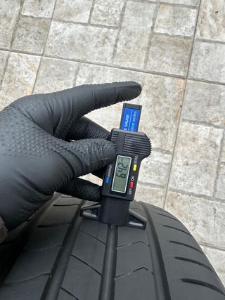 NEUMÁTICOS 215/55 R18 KUMHO ECSTA HS51