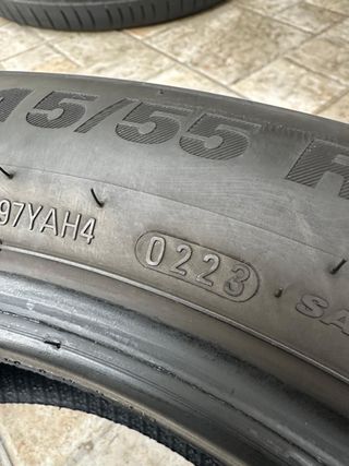NEUMÁTICOS 215/55 R18 KUMHO ECSTA HS51