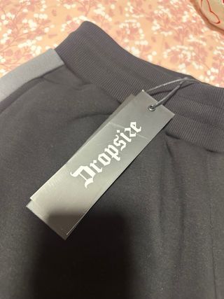 Pantalones chándal Dropsize negro y gris