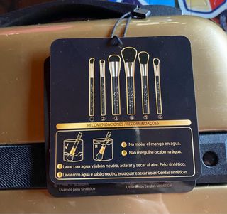 Maletín Deliplus dorado y negro