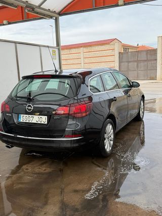 Opel Astra 2015