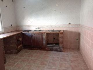 Piso en venta en La Granja-La Colina-Los Pastores en Algeciras
