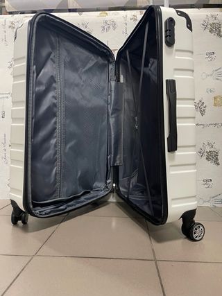 Maleta grande extensible 23 kilos nueva