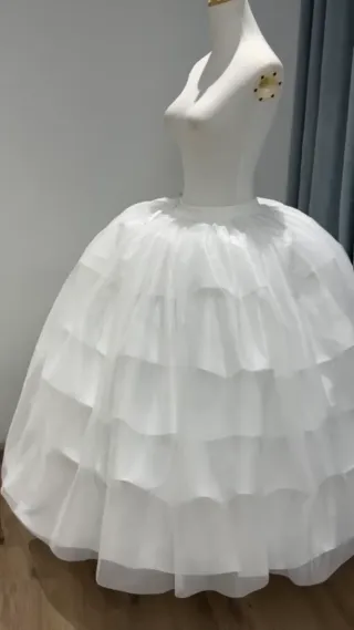 Cancán fallera a estrenar volumen cintura