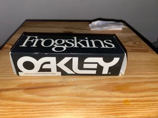 Oakley Frogskins