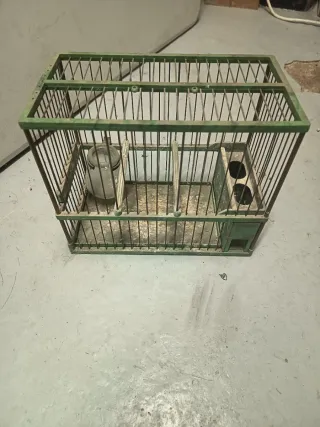 Jaula para pájaros de madera 5€ cada 1
