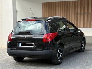 Peugeot 207 2010