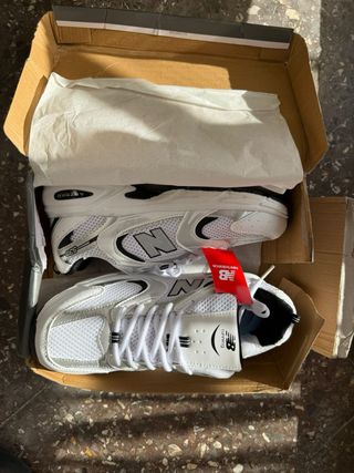 New Balance Unisex Gris