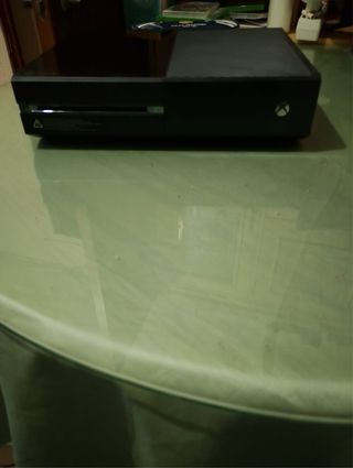 Xbox One + 3 Giochi