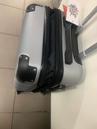 Maleta grande extensible nueva