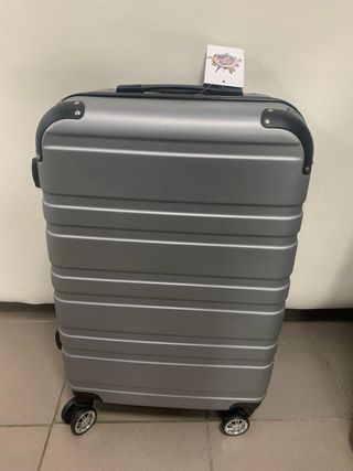 Maleta grande extensible nueva