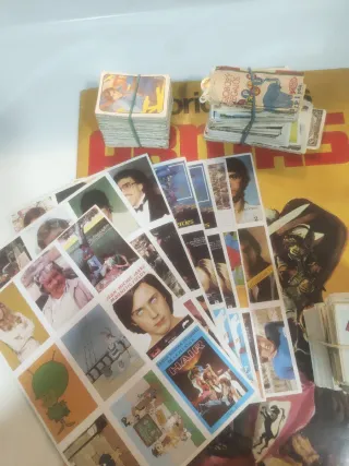 Album armas y Lote de cromos variados