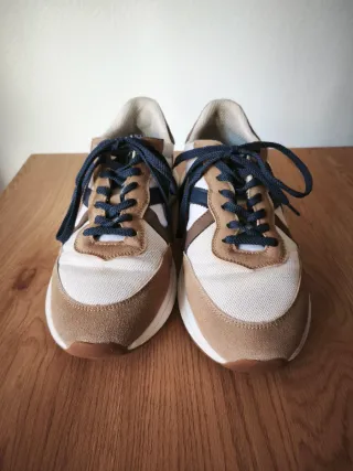 Zapatillas Munich Marrones y Blancas