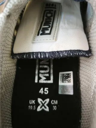 Zapatillas Munich Marrones y Blancas