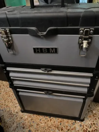 Caja de herramientas HBM con ruedas