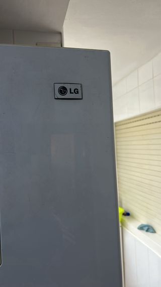 Frigorífico LG con dispensador de agua