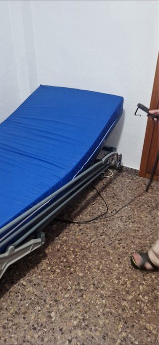 Cama articulada madera y plástico