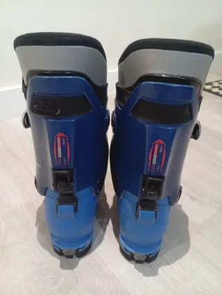 Esquí de travesía. Equipo completo.