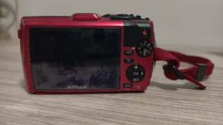 [20/1, 23:34] Andrés: Cámara Olympus Stylus TG-4.