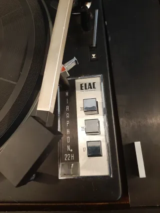 Gira discos / Vitrola ELAC