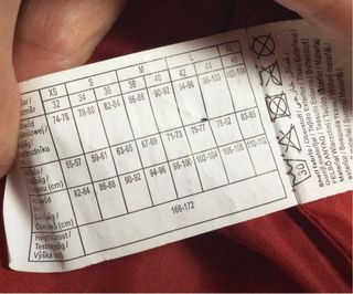 Cazadora efecto cuero roja