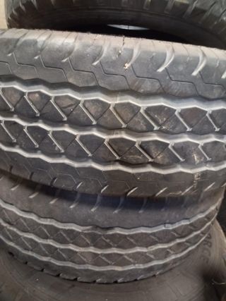 4 Neumáticos 235/65 R16C