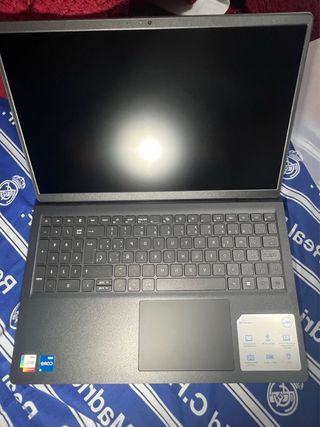 Dell Inspiron 15 3530 15.6 i5 16gb ram ddr4 520gb